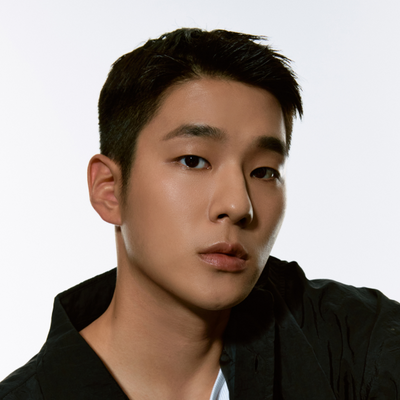 What Korean Men Actually Use: A 7-Step, No-Fuss K-Beauty Routine.
