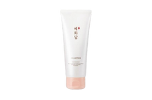 [Thefaceshop] Yehwadam Deep Moisturizing Foaming Cleanser 150ml