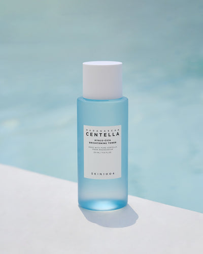 [Skin1004] Madagascar Centella Hyalu-Cica Brightening Toner - 2 Size-Luxiface.com