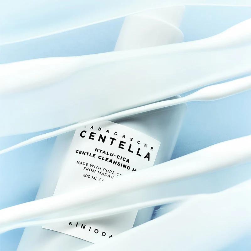 [SKIN1004] Madagascar Centella Hyalu-Cica Gentle Cleansing Milk 200ml image 5