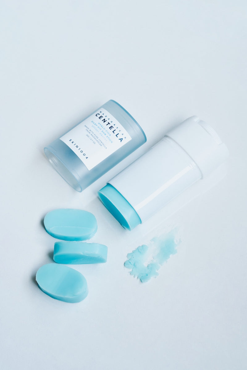[Skin1004] Madagascar Centella Hyalu-Cica Silky Fit Sun Stick - 2 Size-Luxiface.com